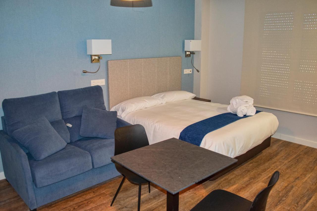 Aparthotel Essenzia De Castilla Aranda de Duero Kültér fotó