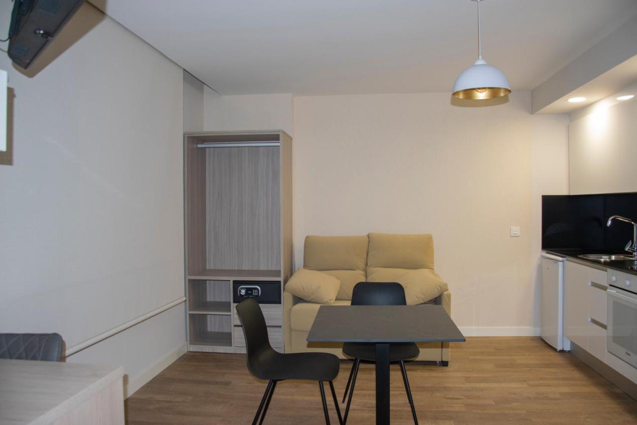 Aparthotel Essenzia De Castilla Aranda de Duero Kültér fotó