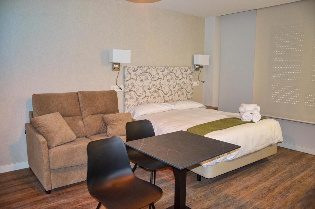 Aparthotel Essenzia De Castilla Aranda de Duero Kültér fotó