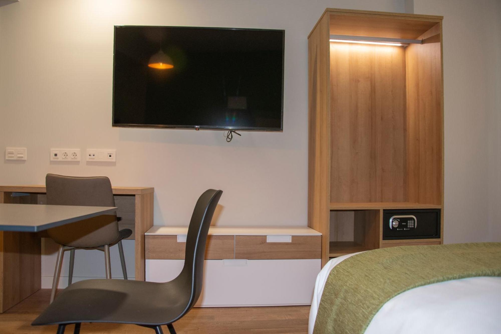 Aparthotel Essenzia De Castilla Aranda de Duero Kültér fotó