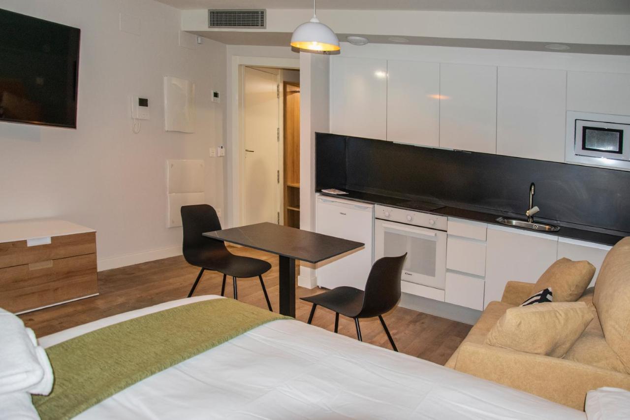 Aparthotel Essenzia De Castilla Aranda de Duero Kültér fotó