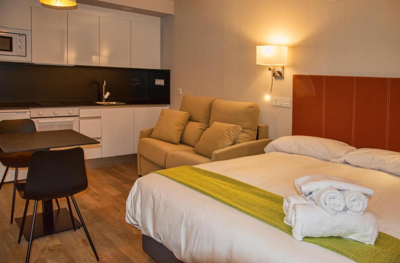 Aparthotel Essenzia De Castilla Aranda de Duero Kültér fotó